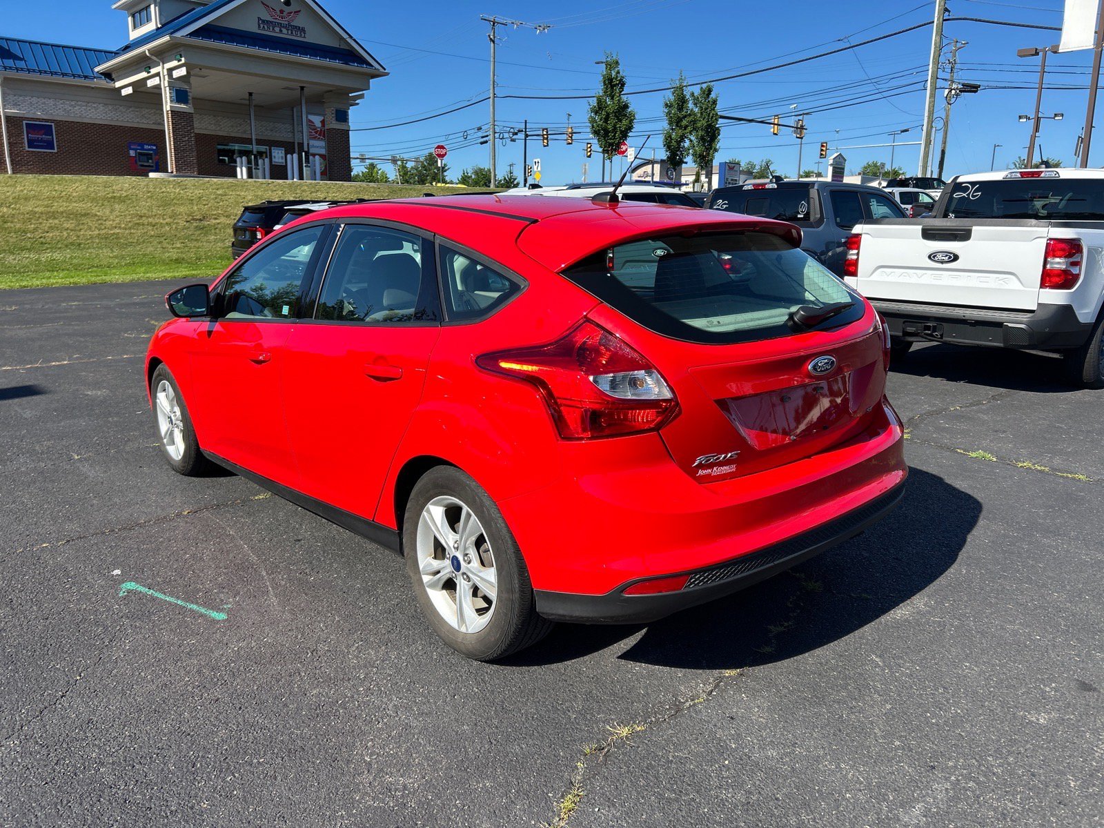 Used 2014 Ford Focus SE FWD image 7