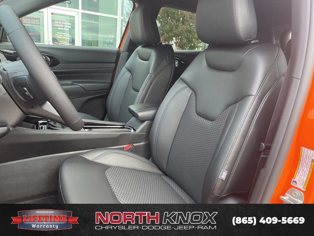 New 2026 Jeep Compass Latitude AWD/4WD image 4