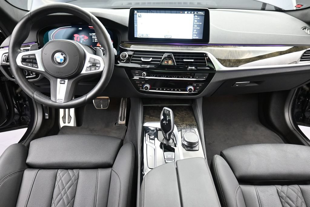 Used 2023 BMW 530i xDrive w/ M Sport Package AWD/4WD image 13