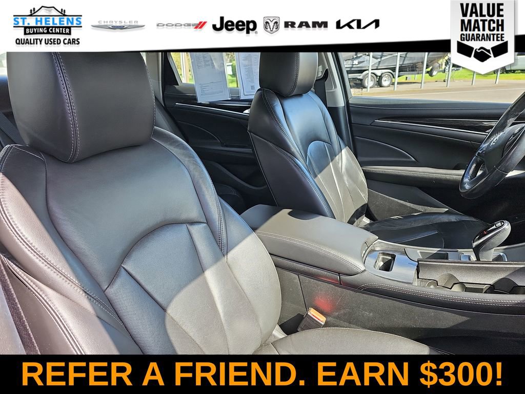 Used 2017 Buick LaCrosse Essence w/ Sun and Shade Package FWD image 28