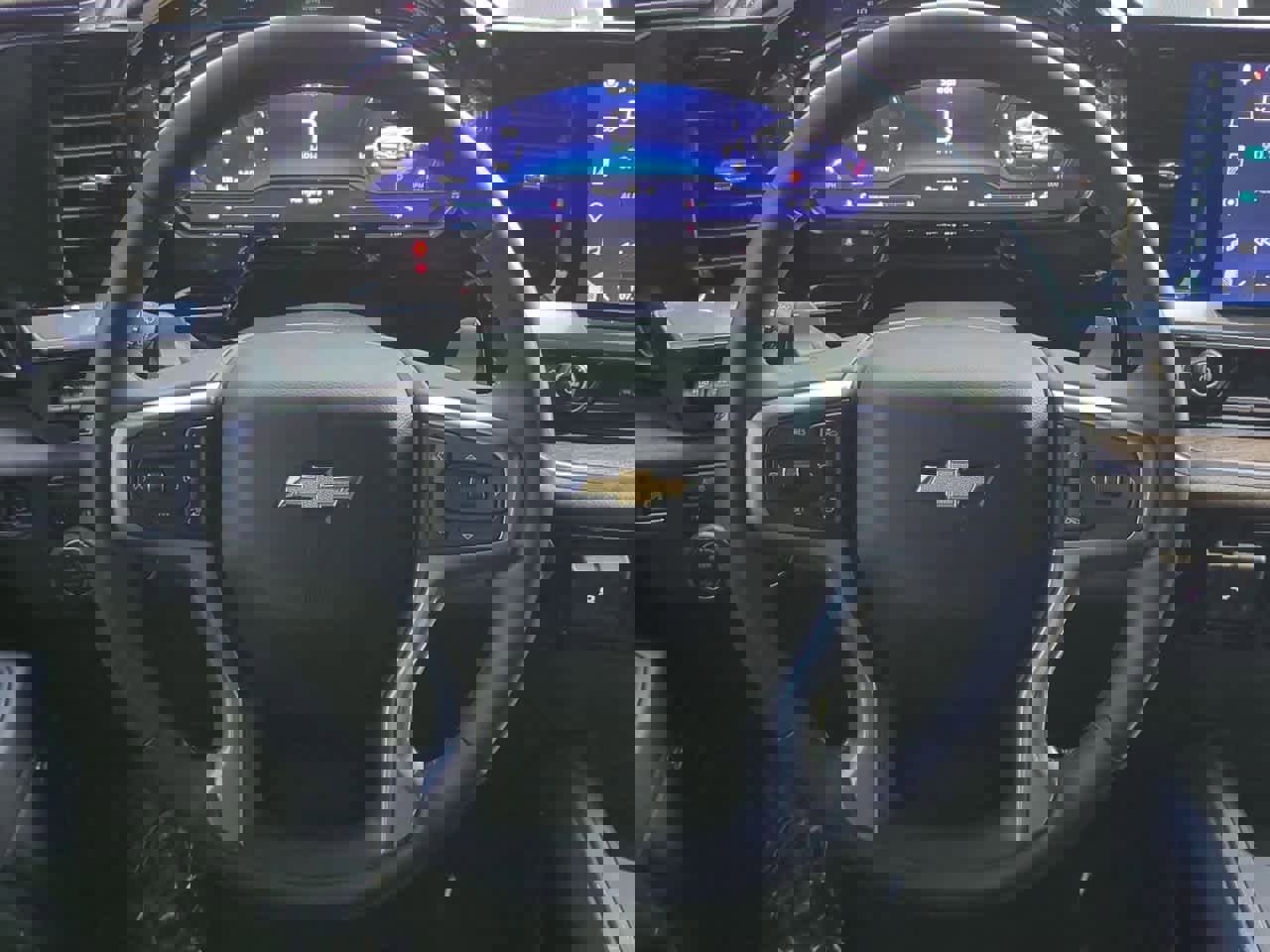 Used 2025 Chevrolet Silverado 1500 LTZ w/ LTZ Premium Package image 24