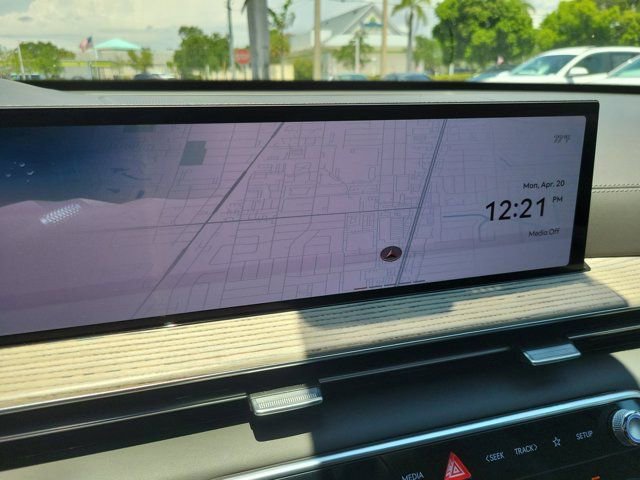 Used 2025 Genesis GV80 3.5T Prestige AWD/4WD image 28