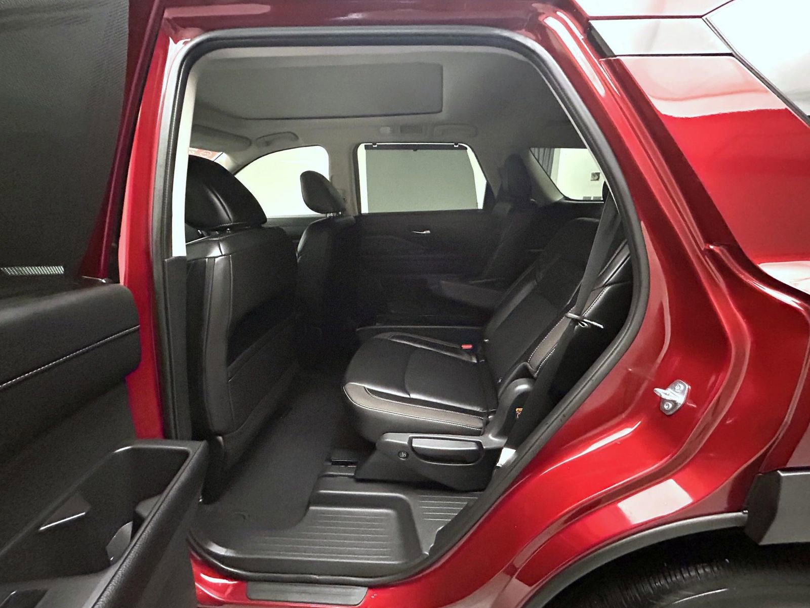 Used 2024 Nissan Pathfinder SL w/ SL Premium Package image 20