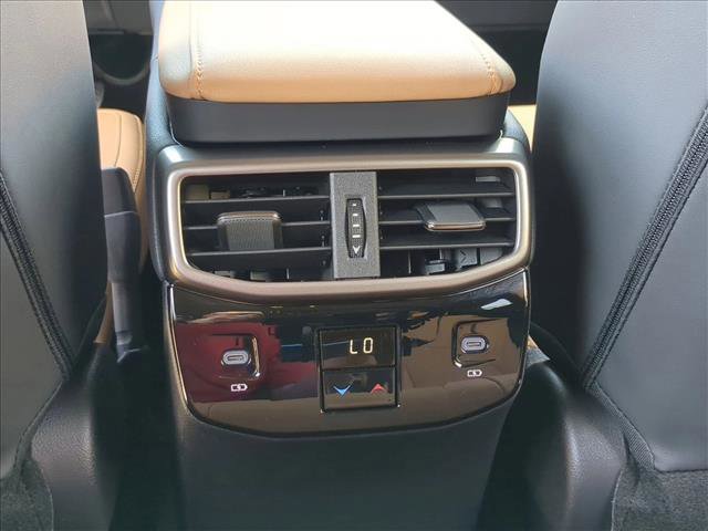 Used 2024 Lexus RX 350 Premium w/ Accessory Package (Z1) FWD image 17