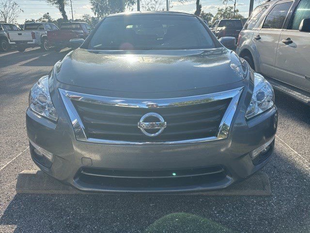 Used 2015 Nissan Altima 2.5 SV image 5