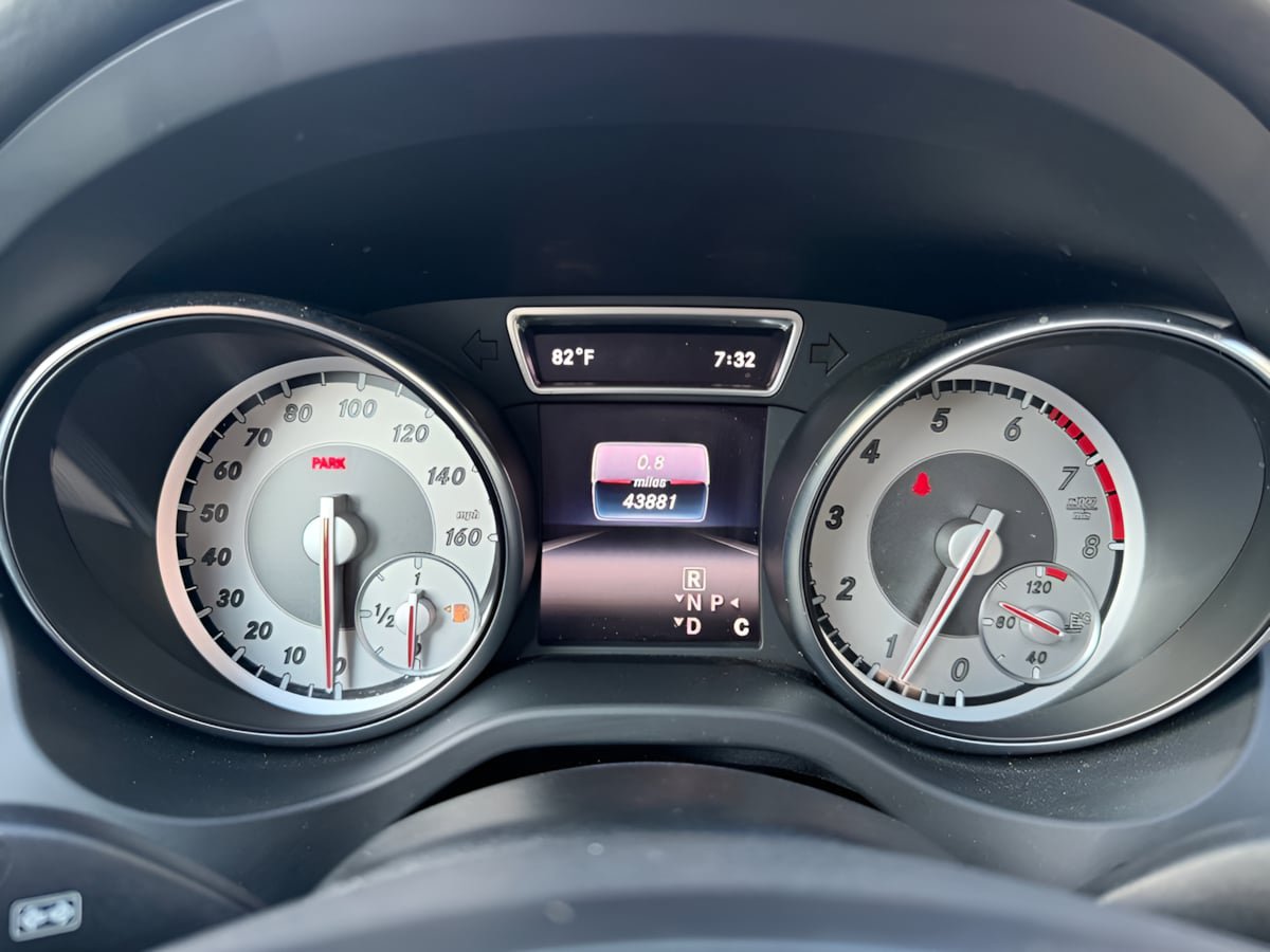 Used 2016 Mercedes-Benz CLA 250 4MATIC image 17