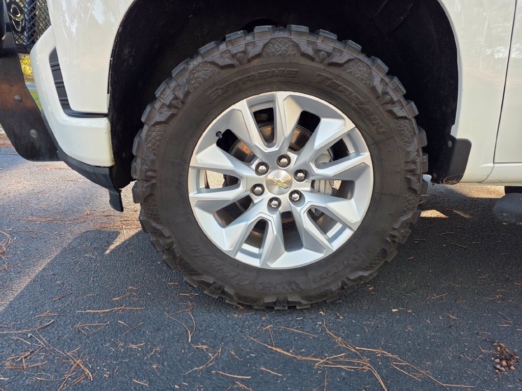 Used 2019 Chevrolet Silverado 1500 RST AWD/4WD image 9