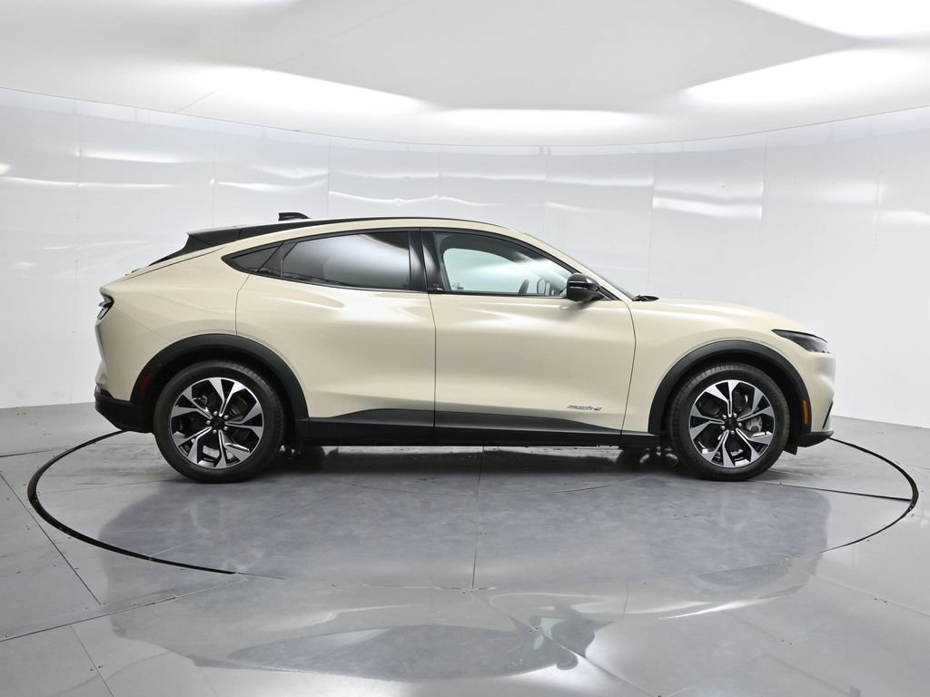 Used 2025 Ford Mustang Mach-E Select image 35