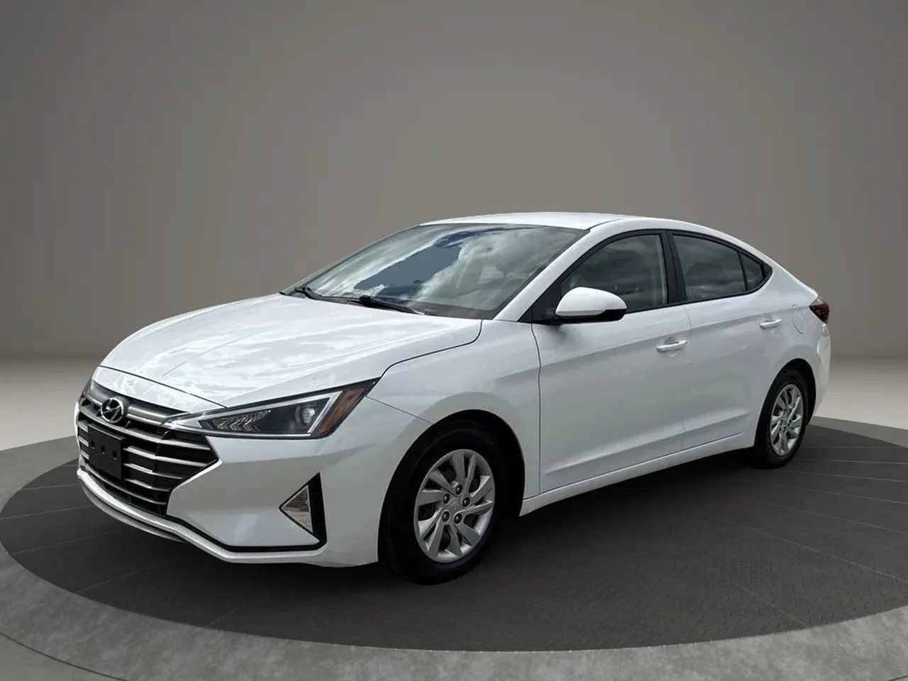 Used 2020 Hyundai Elantra SE w/ Cargo Package (C1) FWD image 1