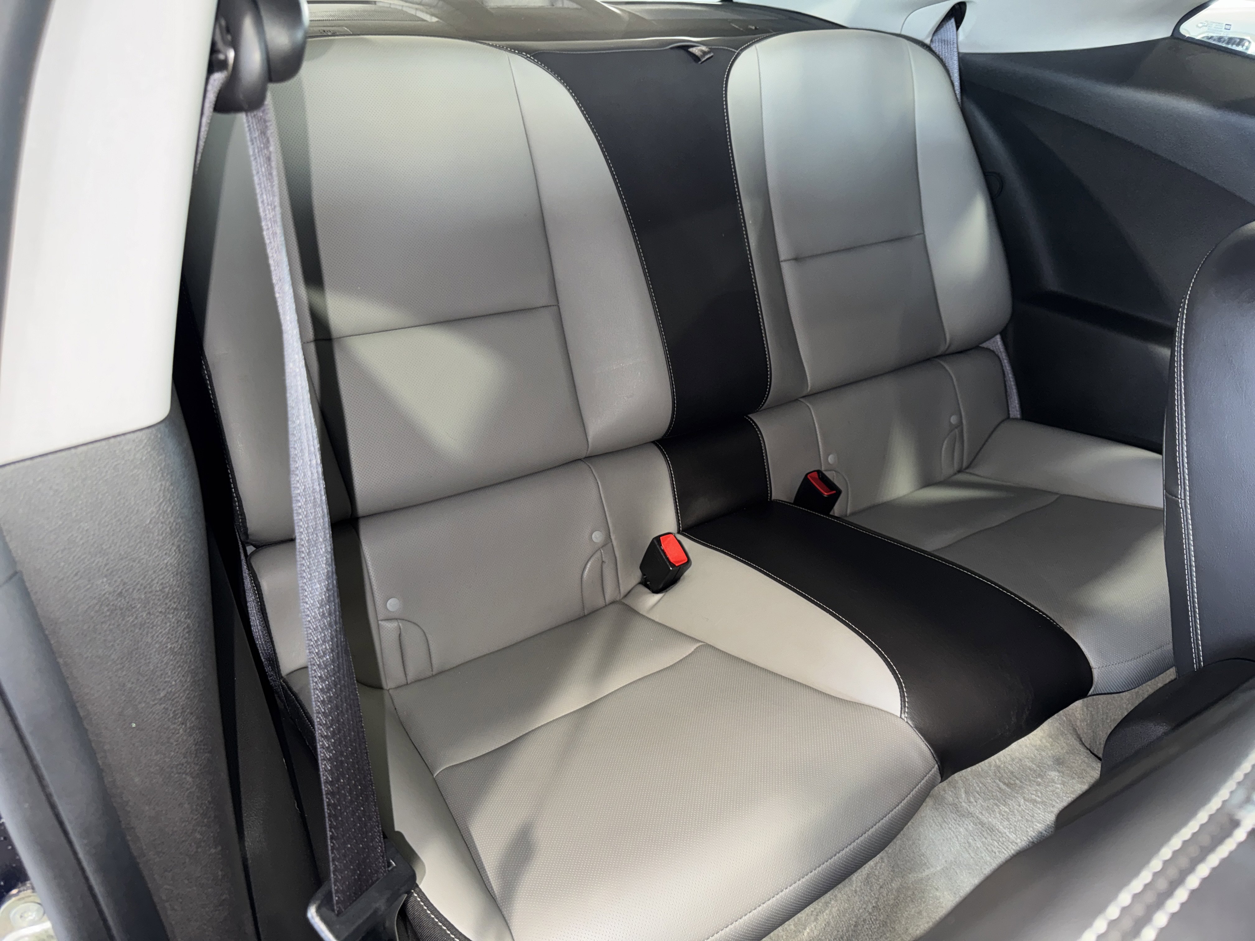 Used 2010 Chevrolet Camaro LT image 11