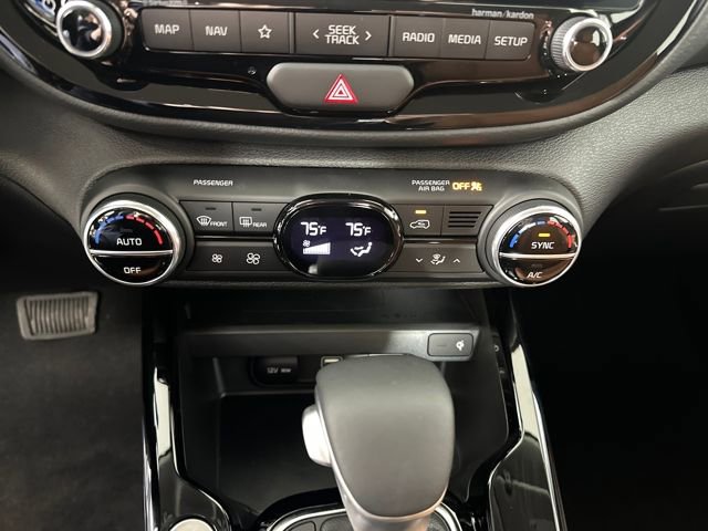 Used 2025 Kia Soul EX image 23