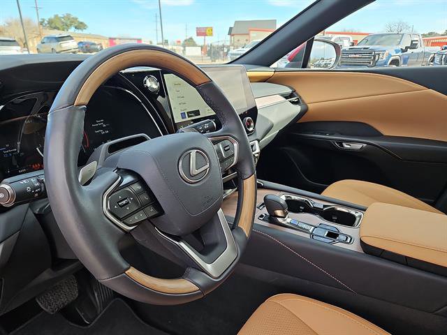 Used 2025 Lexus RX 350 Premium image 13
