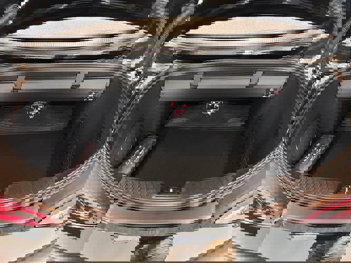 New 2025 Mercedes-Benz SL 55 AMG 4MATIC image 14