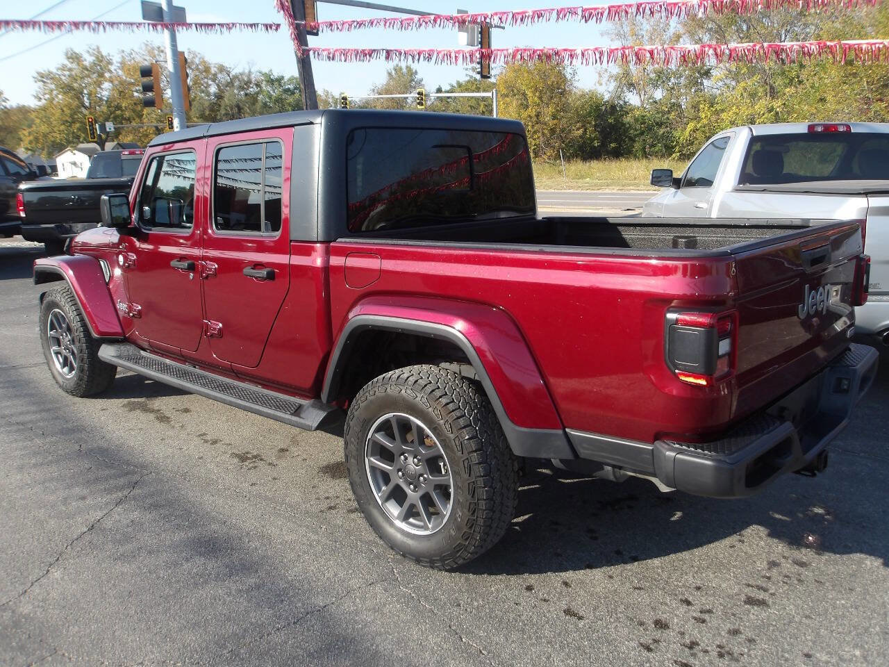 Used 2021 Jeep Gladiator Overland image 9