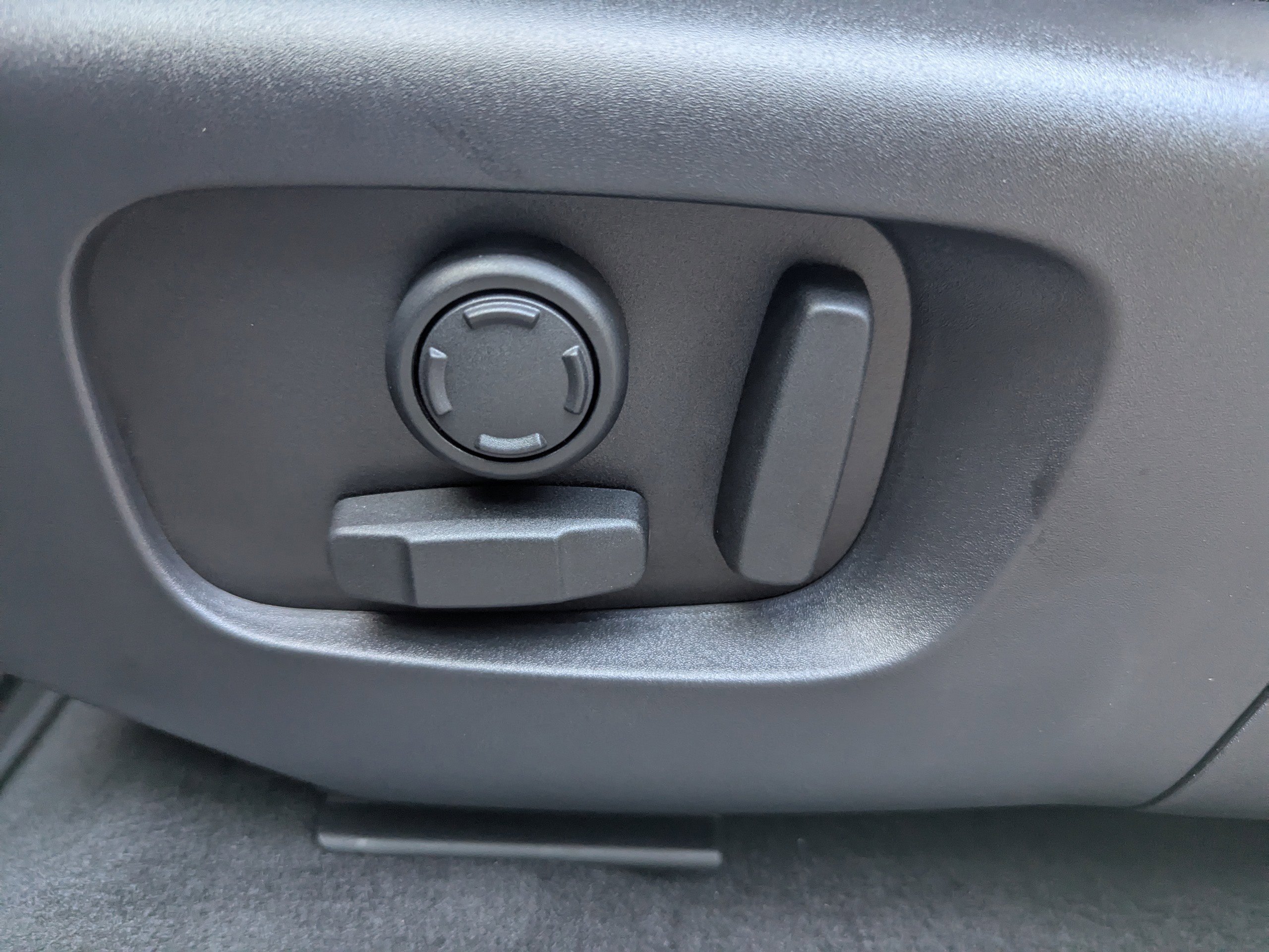 New 2026 Land Rover Range Rover Evoque Dynamic SE image 21