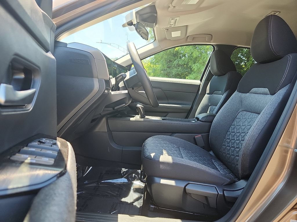 New 2026 Nissan Kicks SV AWD/4WD image 6