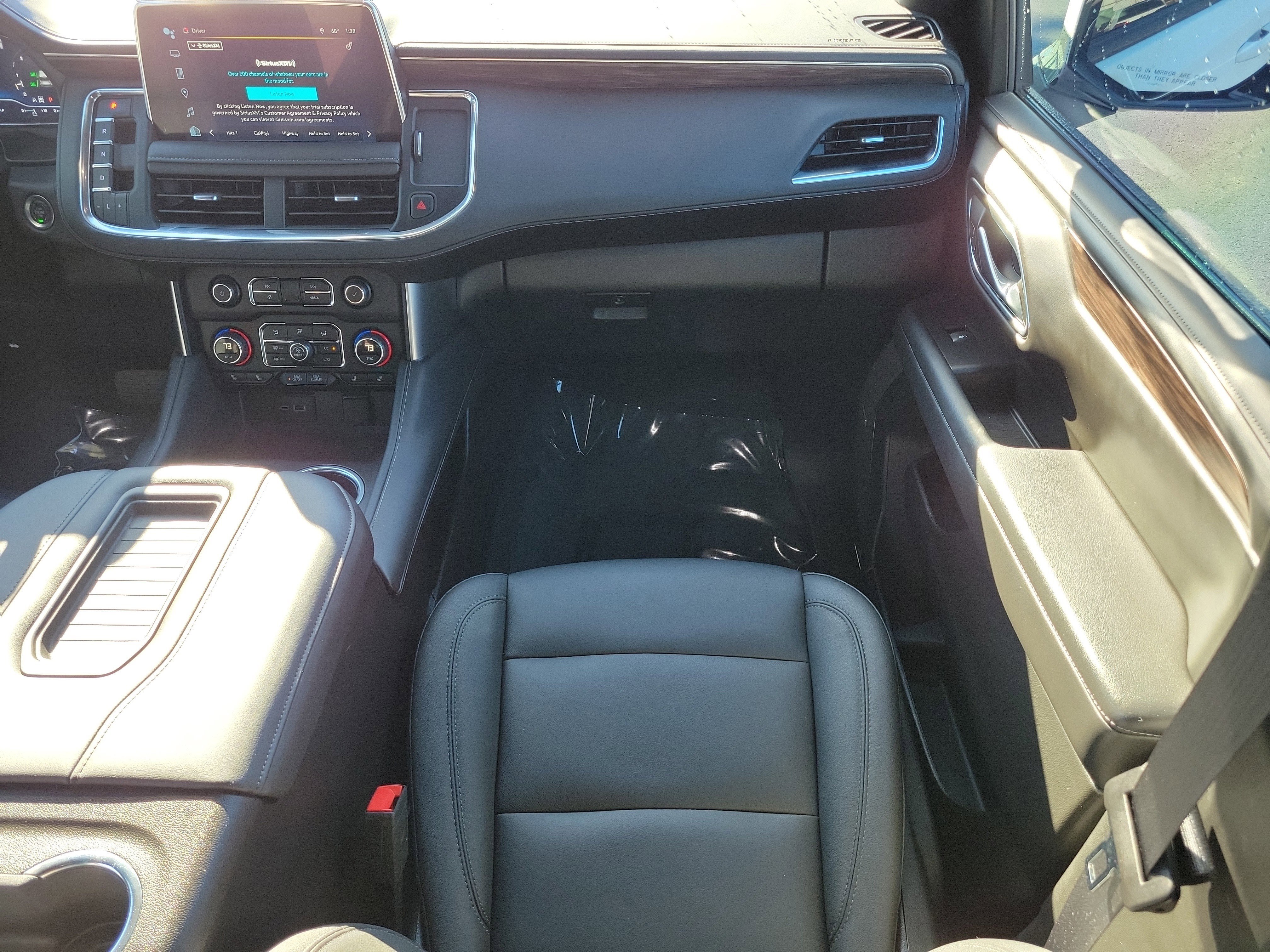 Used 2024 Chevrolet Tahoe Z71 w/ Luxury Package image 16