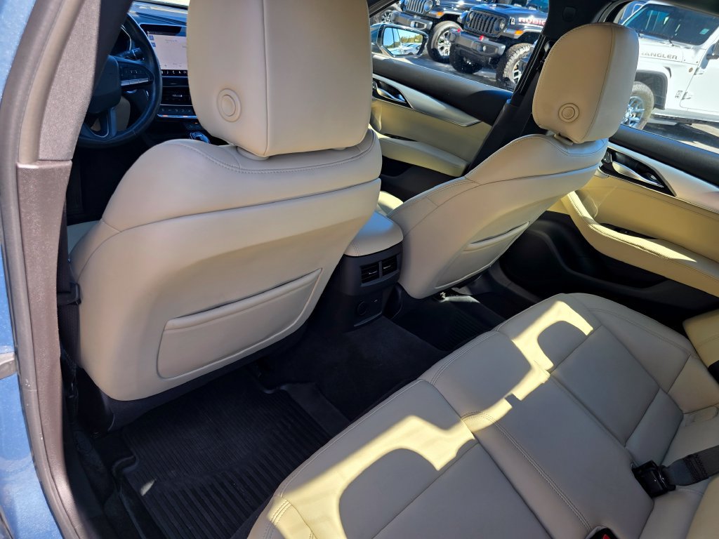 Used 2023 Cadillac CT5 Luxury w/ Sun And Sound Package AWD/4WD image 26