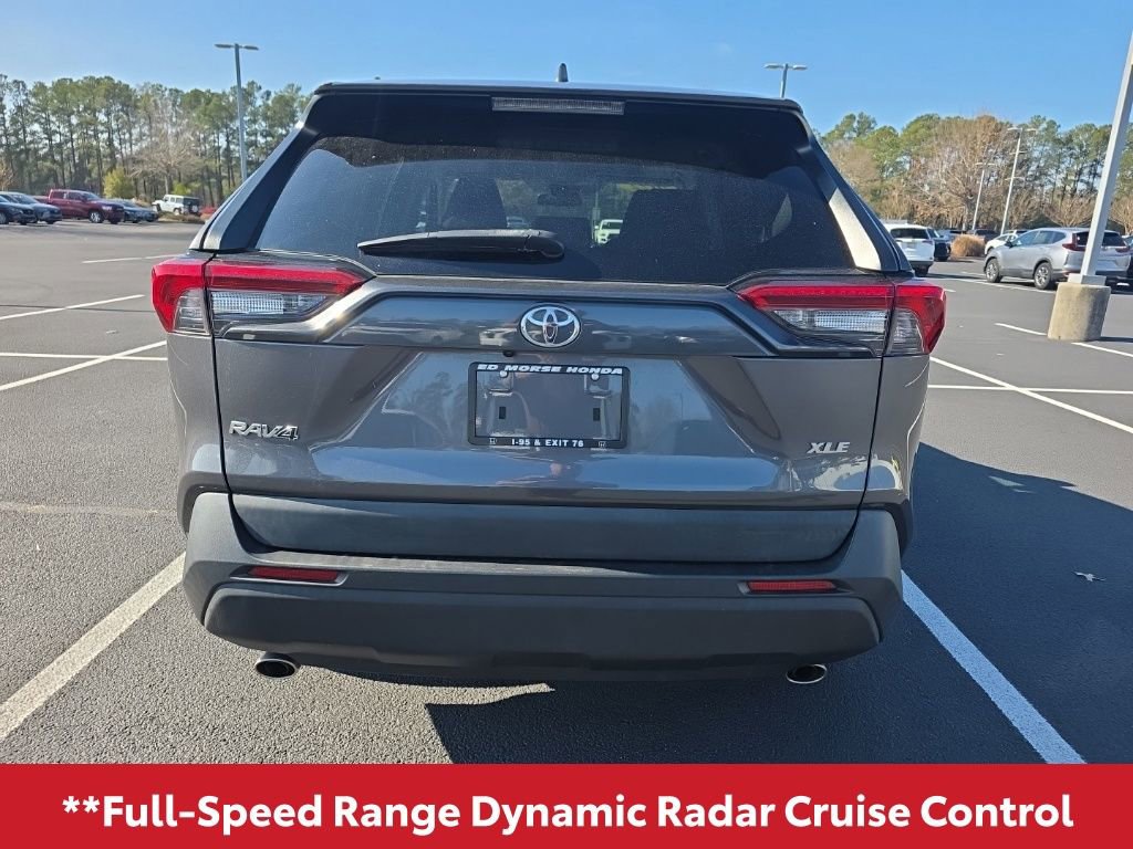 Used 2022 Toyota RAV4 XLE w/ Convenience Package image 9