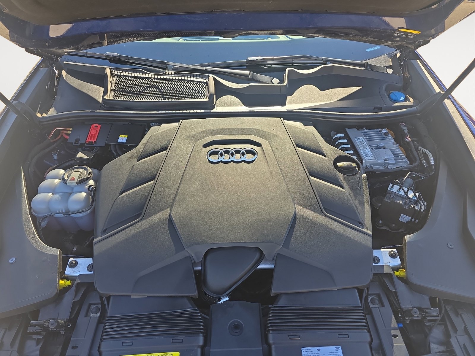 Used 2020 Audi Q8 Prestige image 30