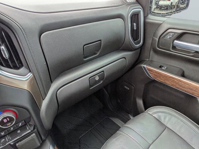 Used 2021 Chevrolet Silverado 1500 High Country w/ Technology Package image 17