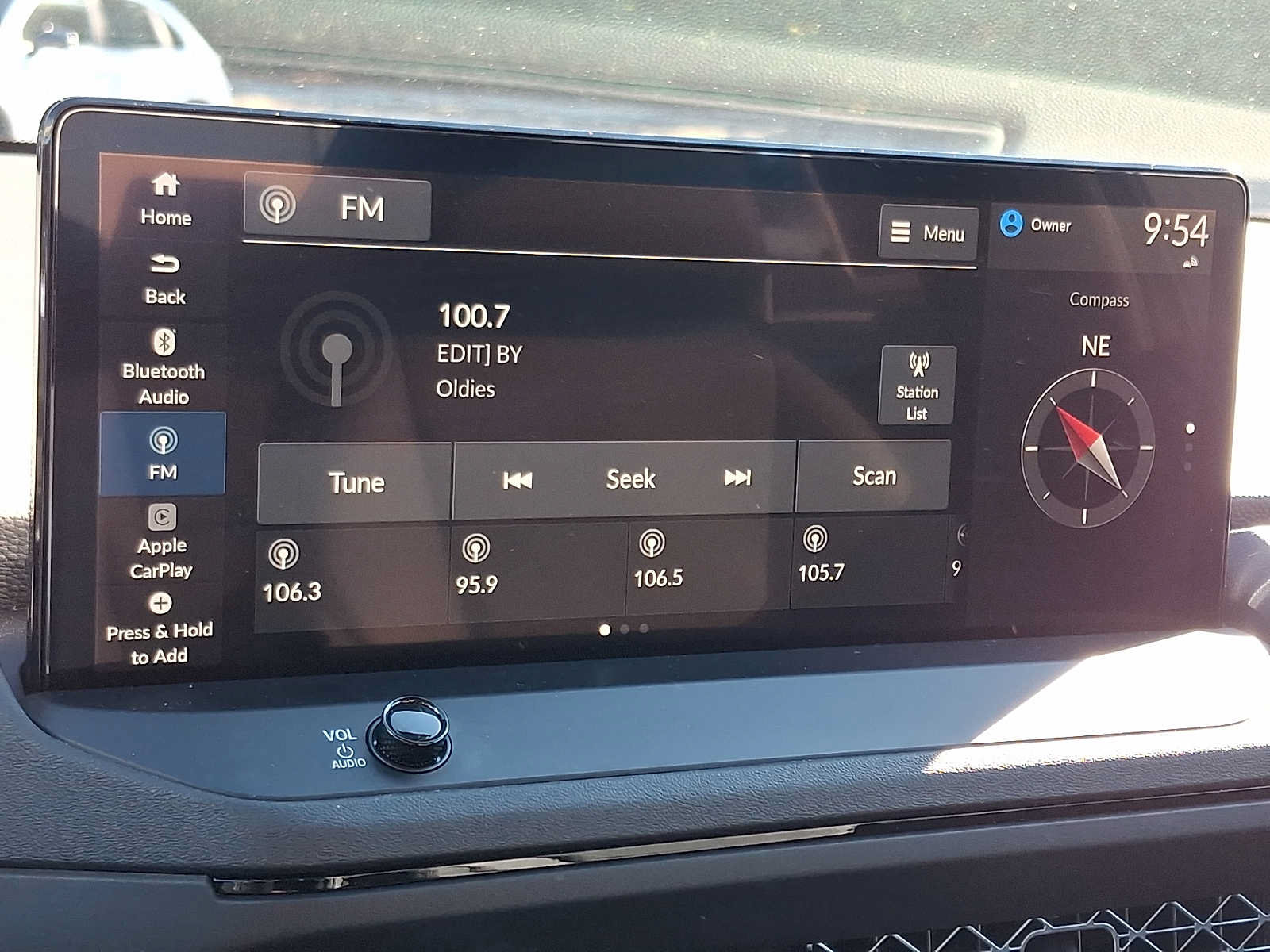 Certified 2025 Honda Accord EX-L image 17