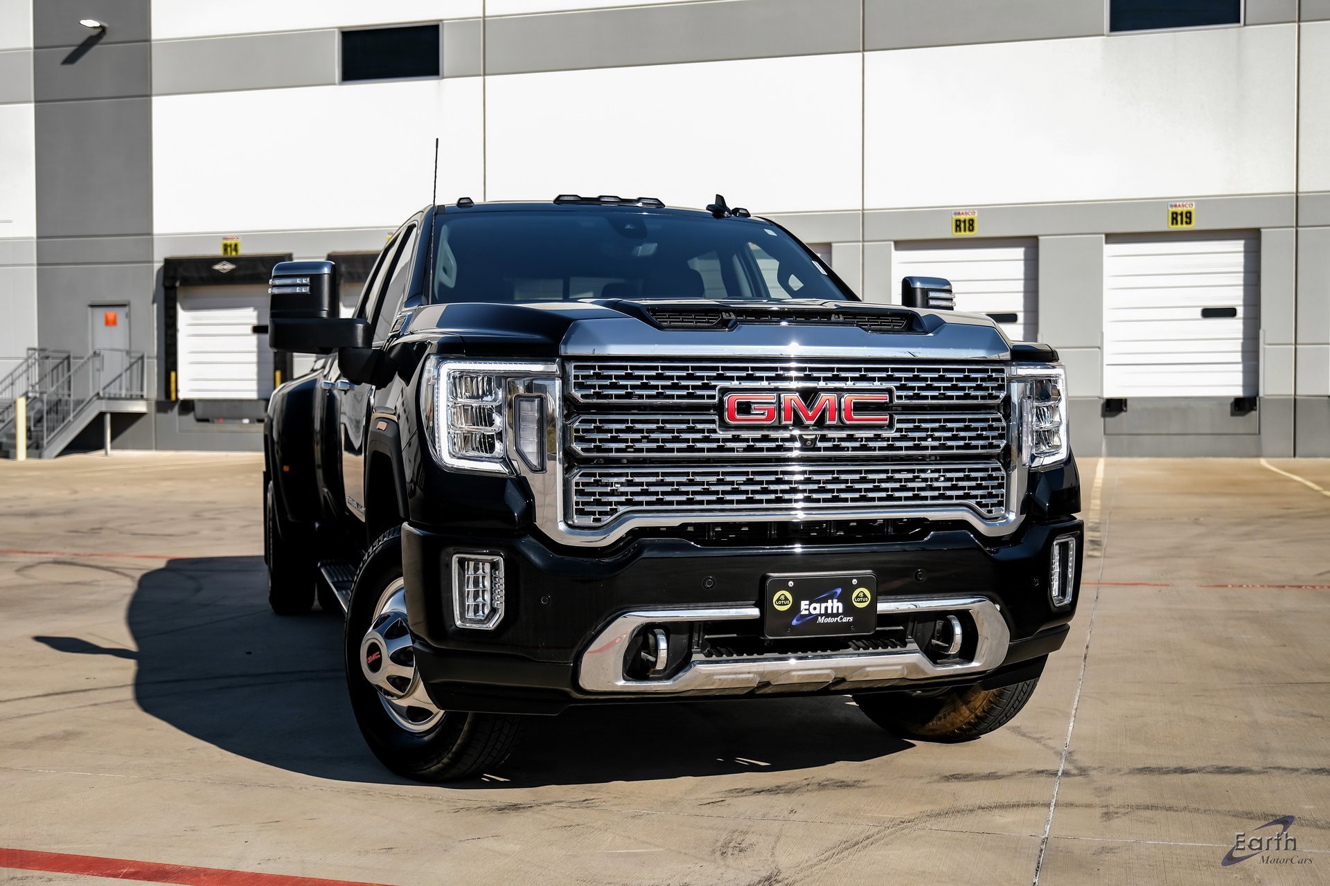 Used 2022 GMC Sierra 3500 Denali w/ Technology Package image 20