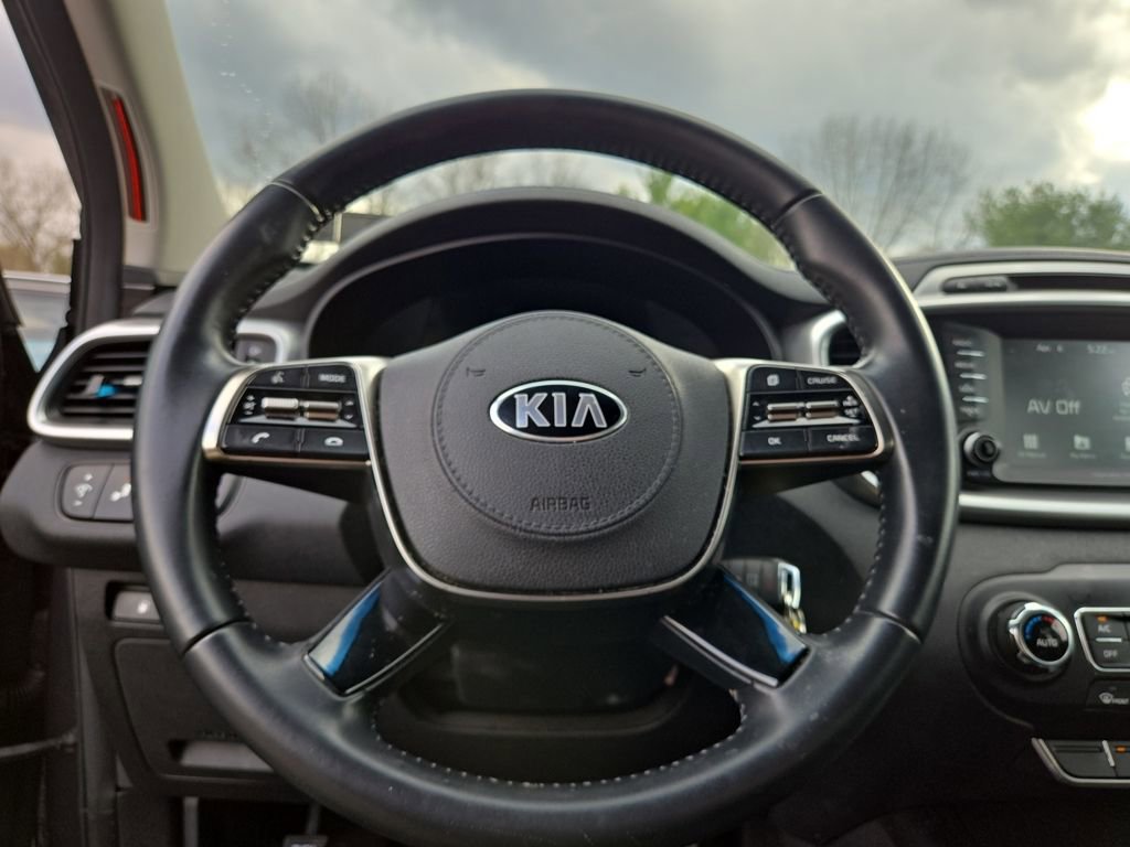 Certified 2019 Kia Sorento LX w/ LX Convenience Package image 31