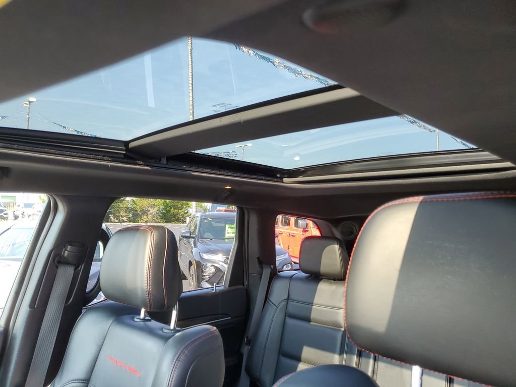 Used 2021 Jeep Grand Cherokee Trailhawk w/ Trailhawk Luxury Group image 10