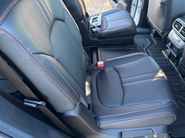 Used 2025 Honda Pilot TrailSport image 19