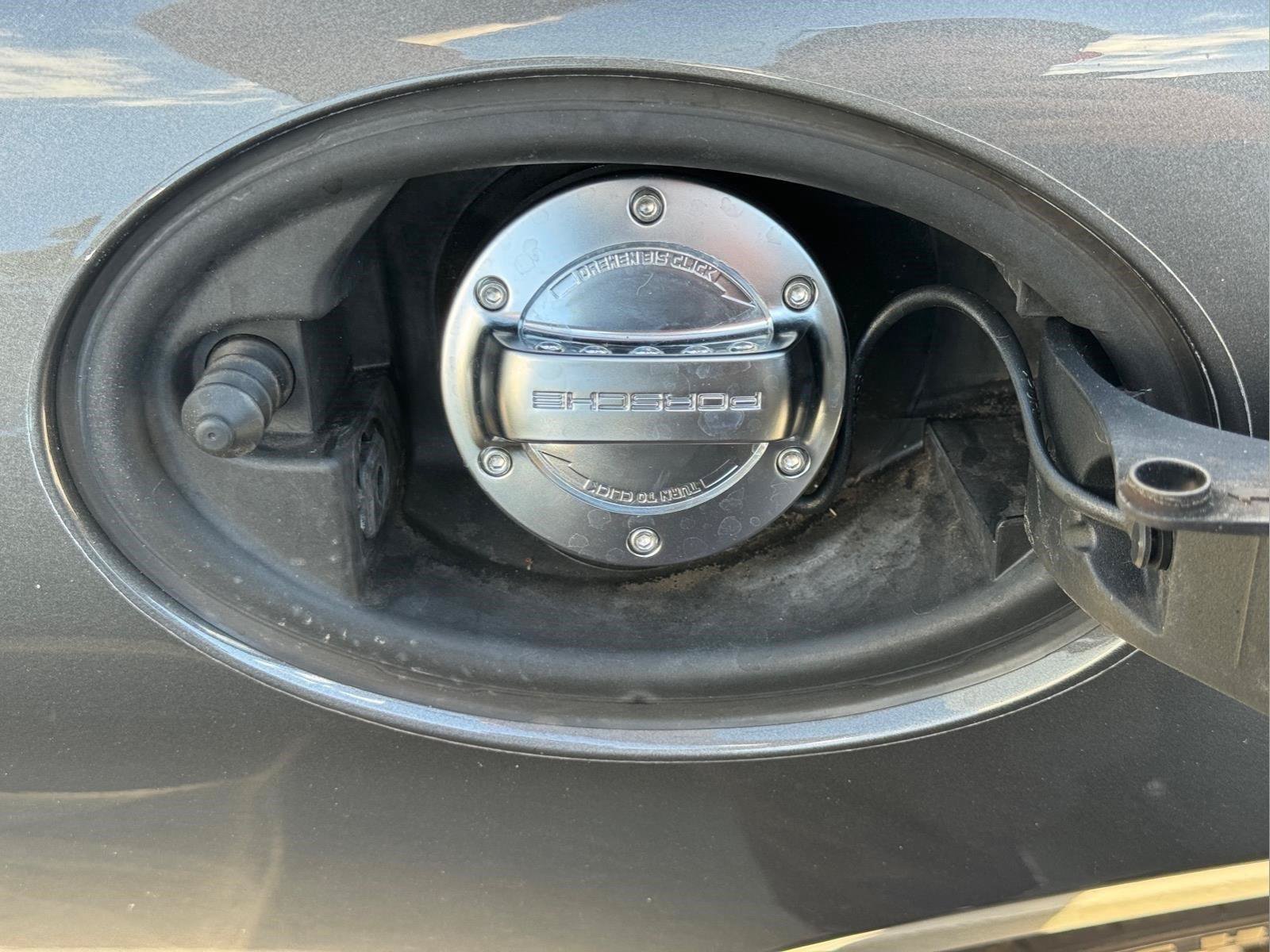 Used 2016 Porsche Boxster S RWD image 20