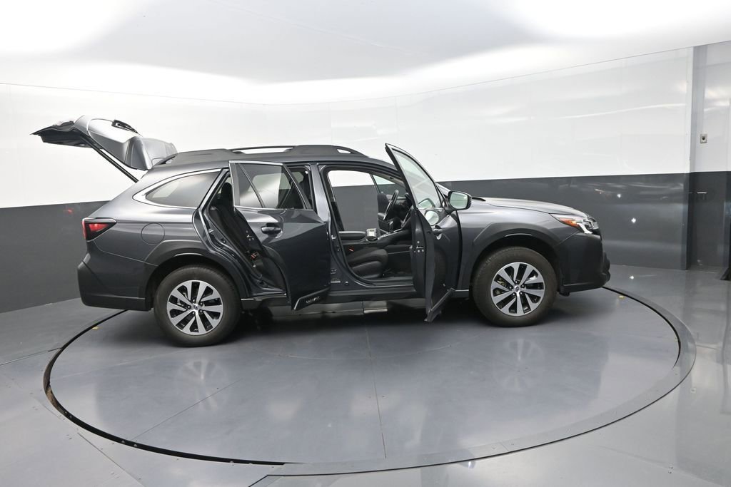 Used 2024 Subaru Outback Premium AWD/4WD image 38