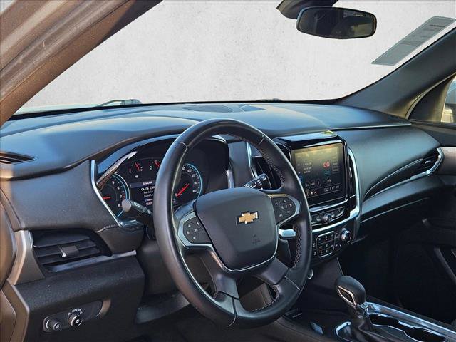 Used 2023 Chevrolet Traverse LT AWD/4WD image 9