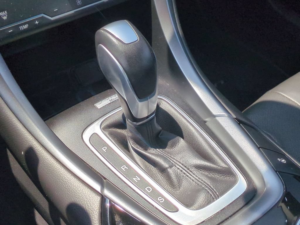 Used 2013 Ford Fusion Titanium w/ Titanium Driver Assist Pkg AWD/4WD image 17