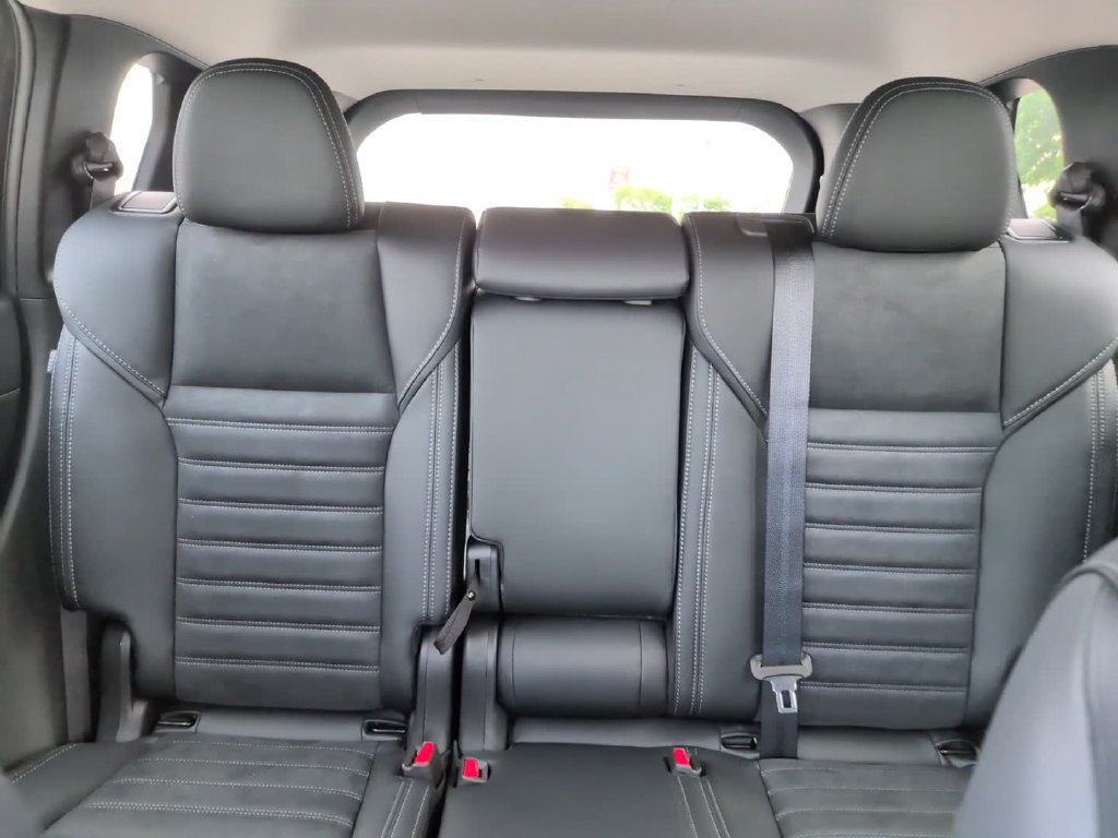 New 2026 Mitsubishi Outlander SE AWD/4WD image 31