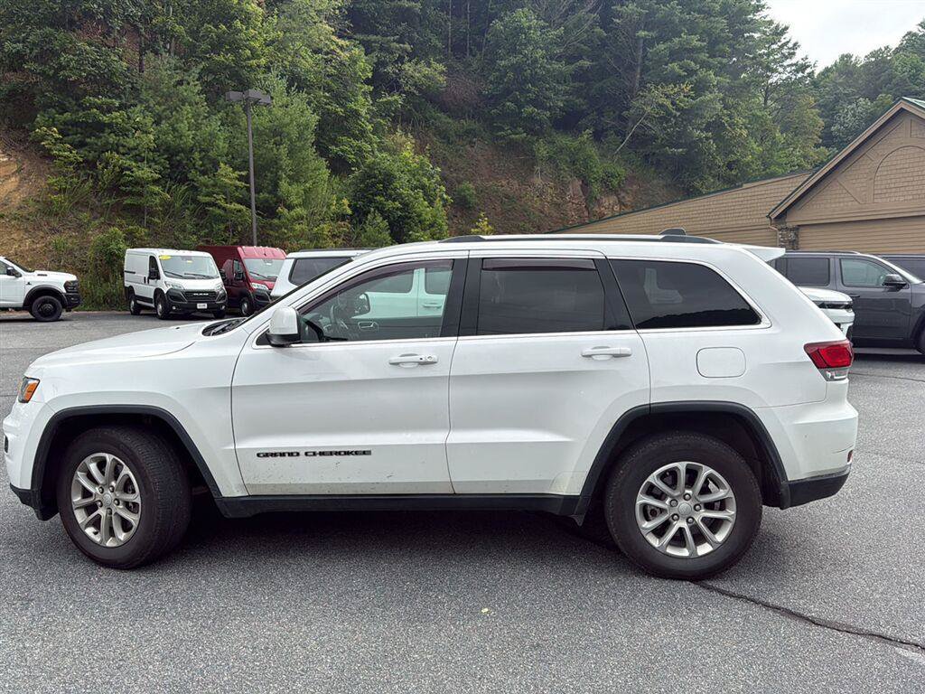Certified 2021 Jeep Grand Cherokee Laredo AWD/4WD image 38