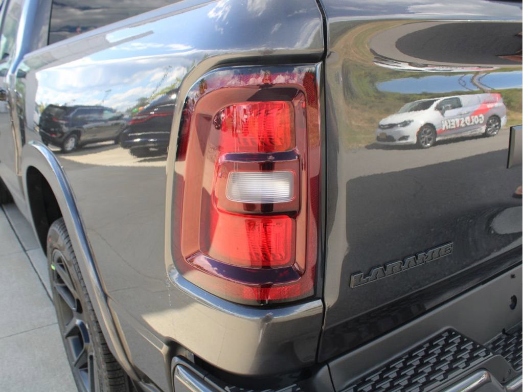 New 2026 RAM 1500 Laramie w/ Night Edition image 39