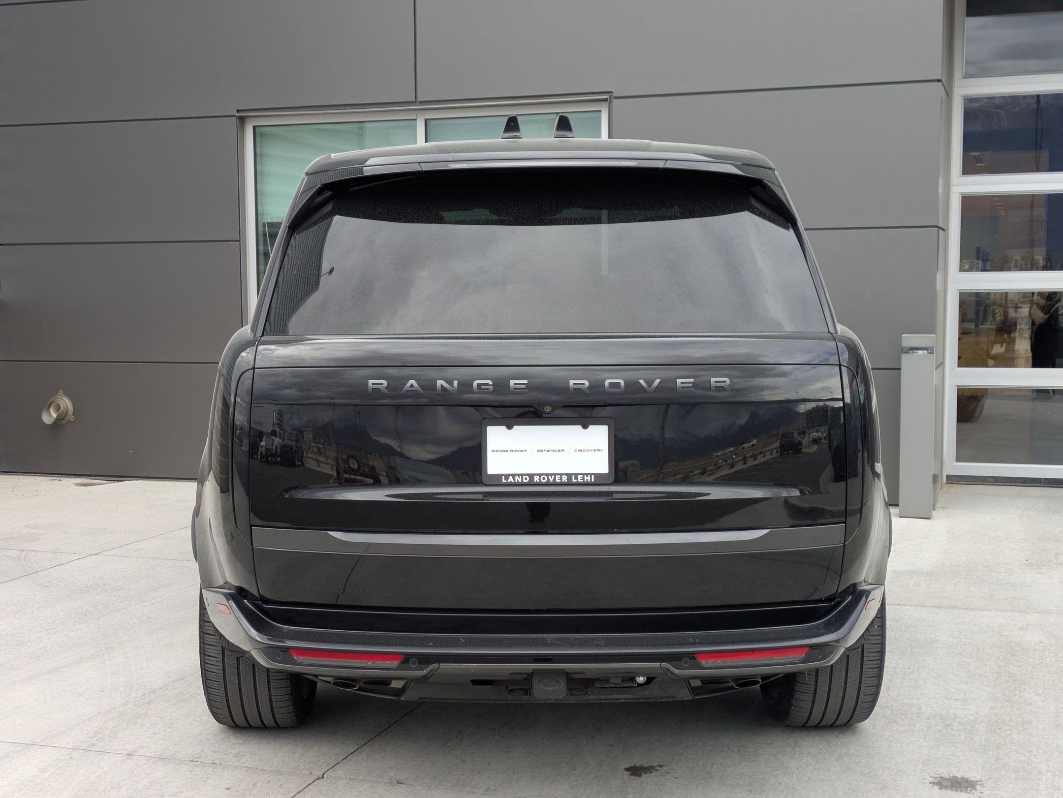 Used 2024 Land Rover Range Rover SE image 9