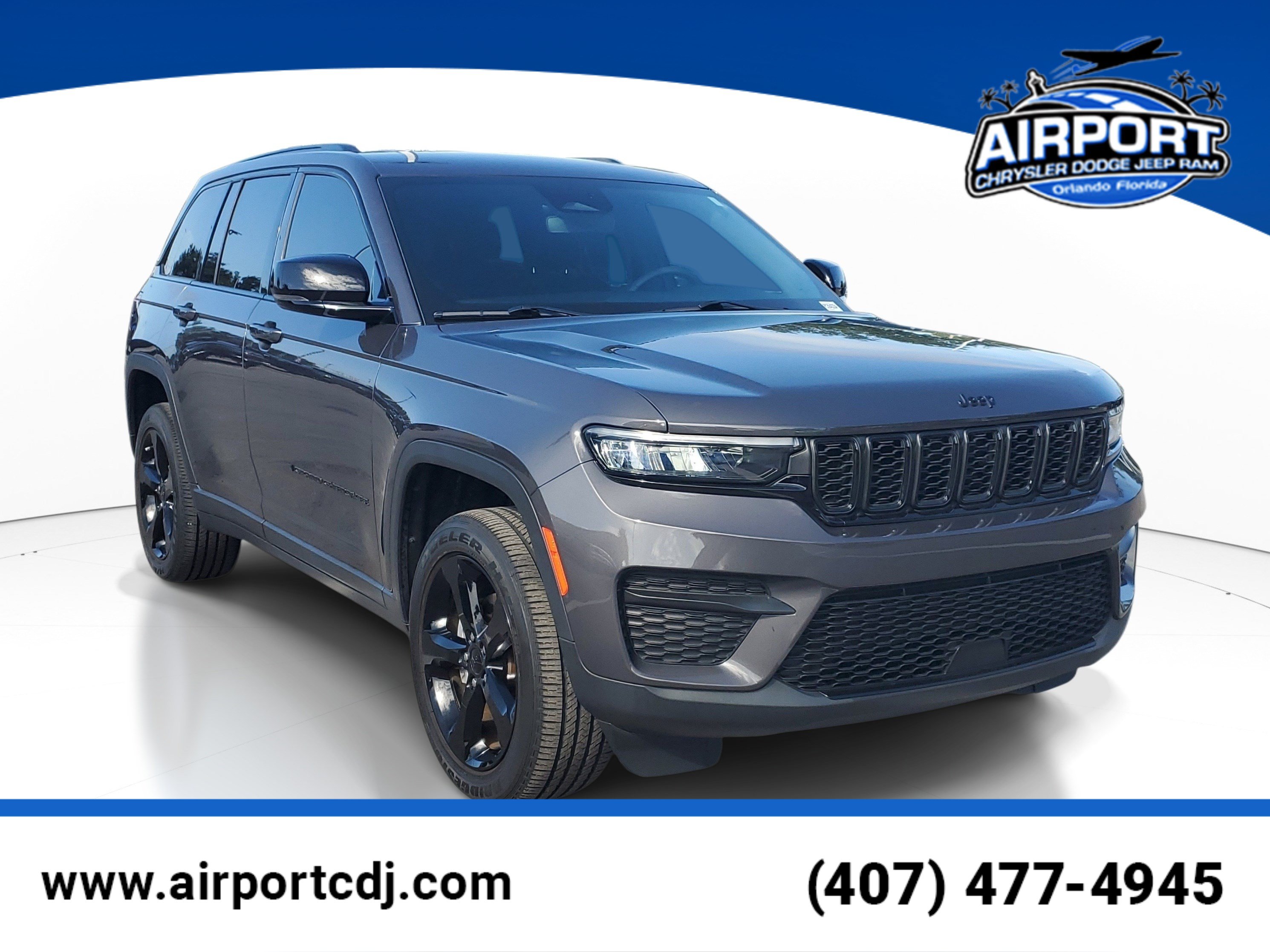 Used 2023 Jeep Grand Cherokee Altitude AWD/4WD image 1