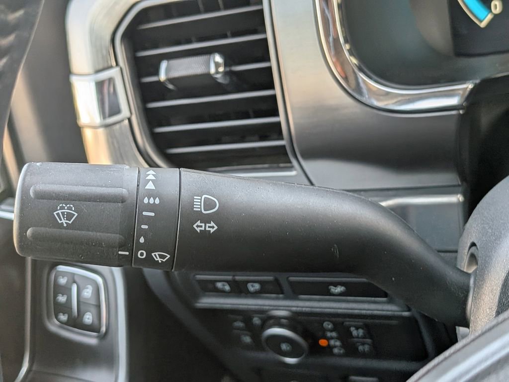 Used 2022 Ford F150 Lariat w/ Equipment Group 501A Mid image 29