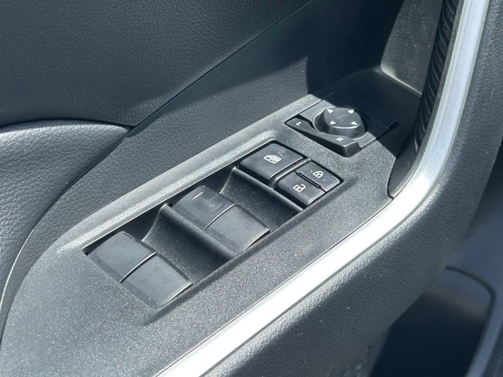 Used 2023 Toyota RAV4 LE FWD image 22