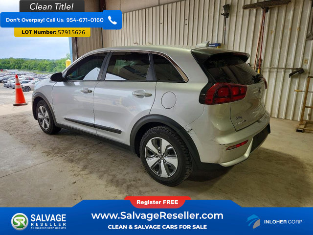 Used 2017 Kia Niro FE FWD image 3