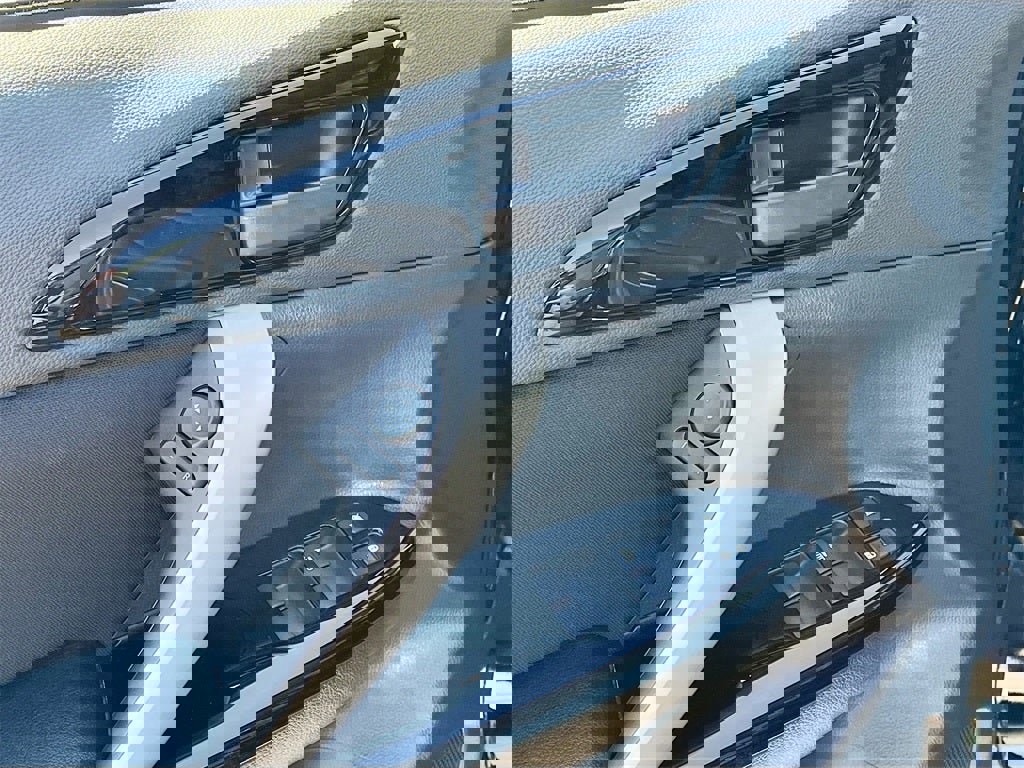 New 2026 Mitsubishi Eclipse Cross LE image 17