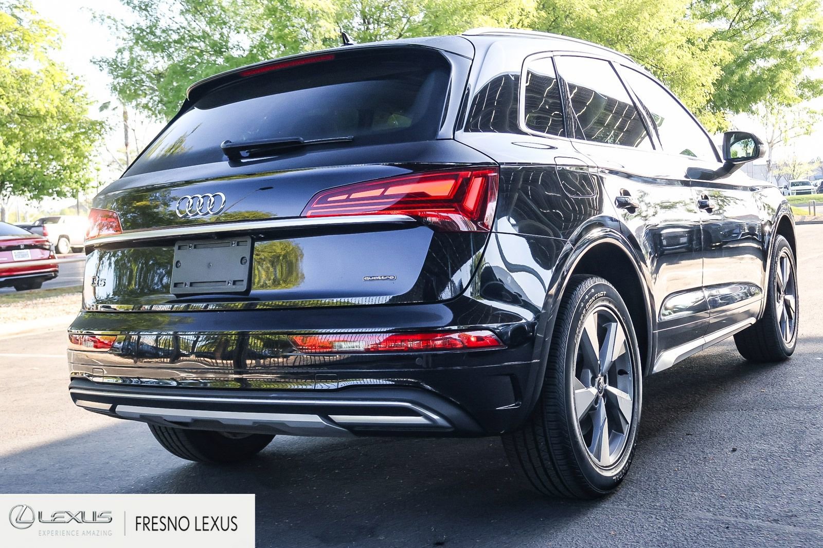 Used 2023 Audi Q5 2.0T Premium w/ Convenience Package image 6