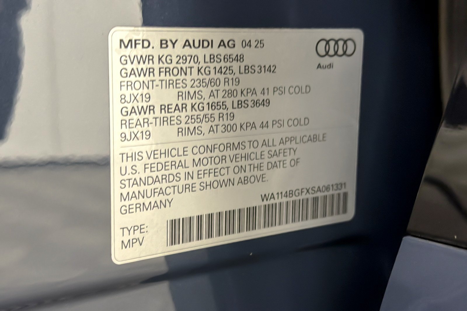 Used 2025 Audi Q6 e-tron Premium AWD/4WD image 28