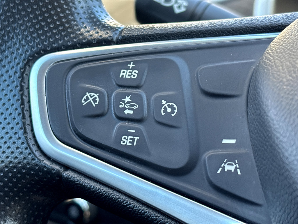 Used 2023 Chevrolet Malibu LT image 13