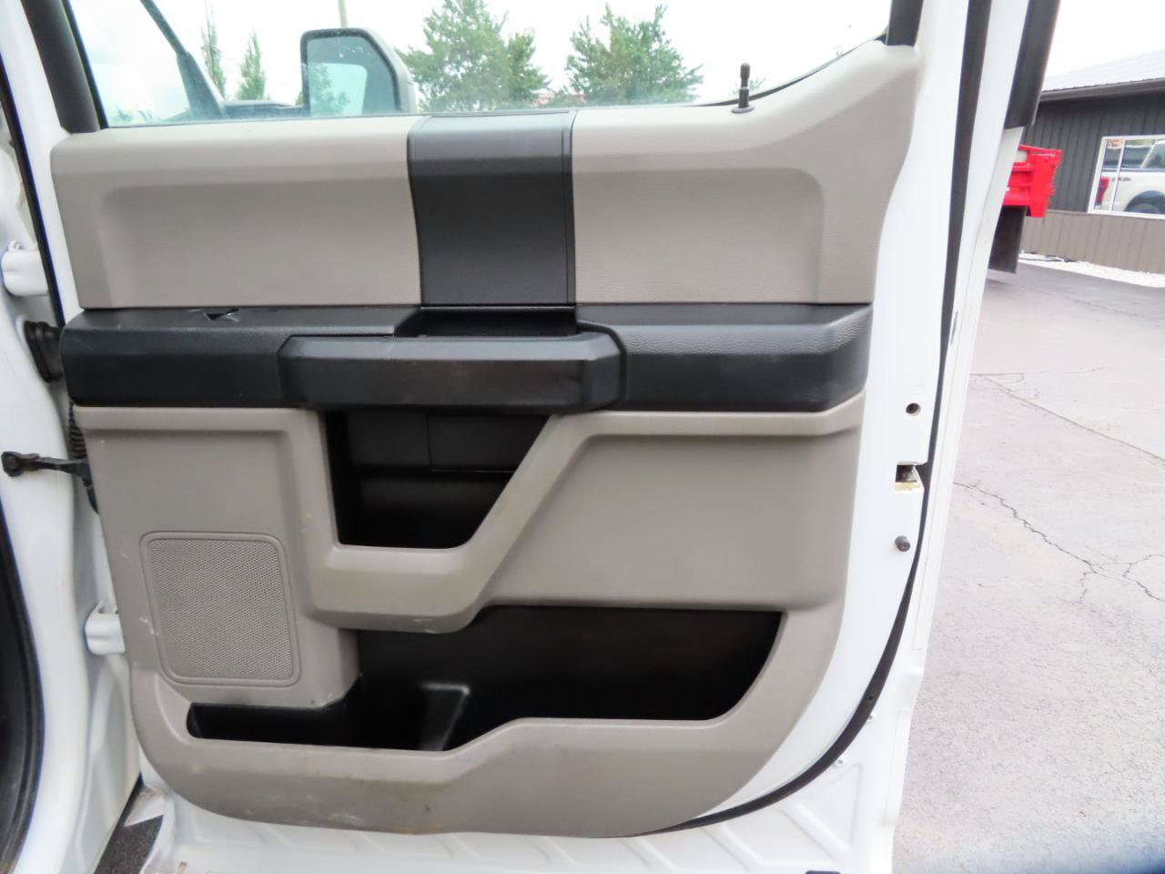 Used 2019 Ford F350 XL w/ Power Equipment Group AWD/4WD image 39