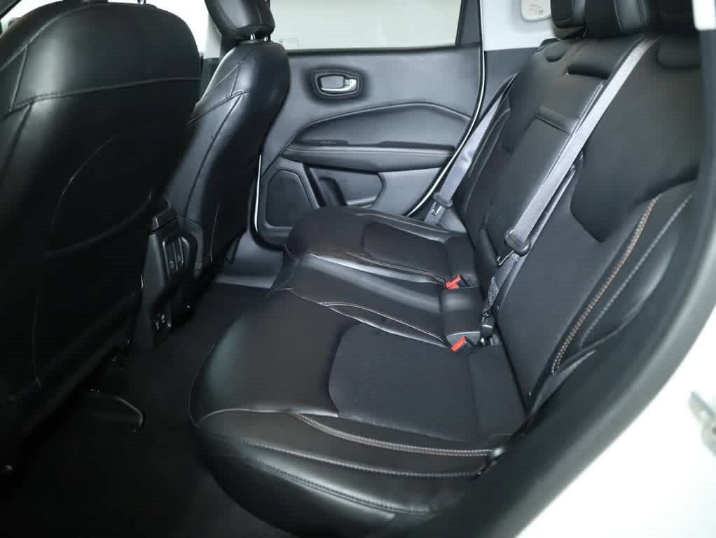 Used 2017 Jeep Compass Latitude w/ Popular Equipment Group AWD/4WD image 14