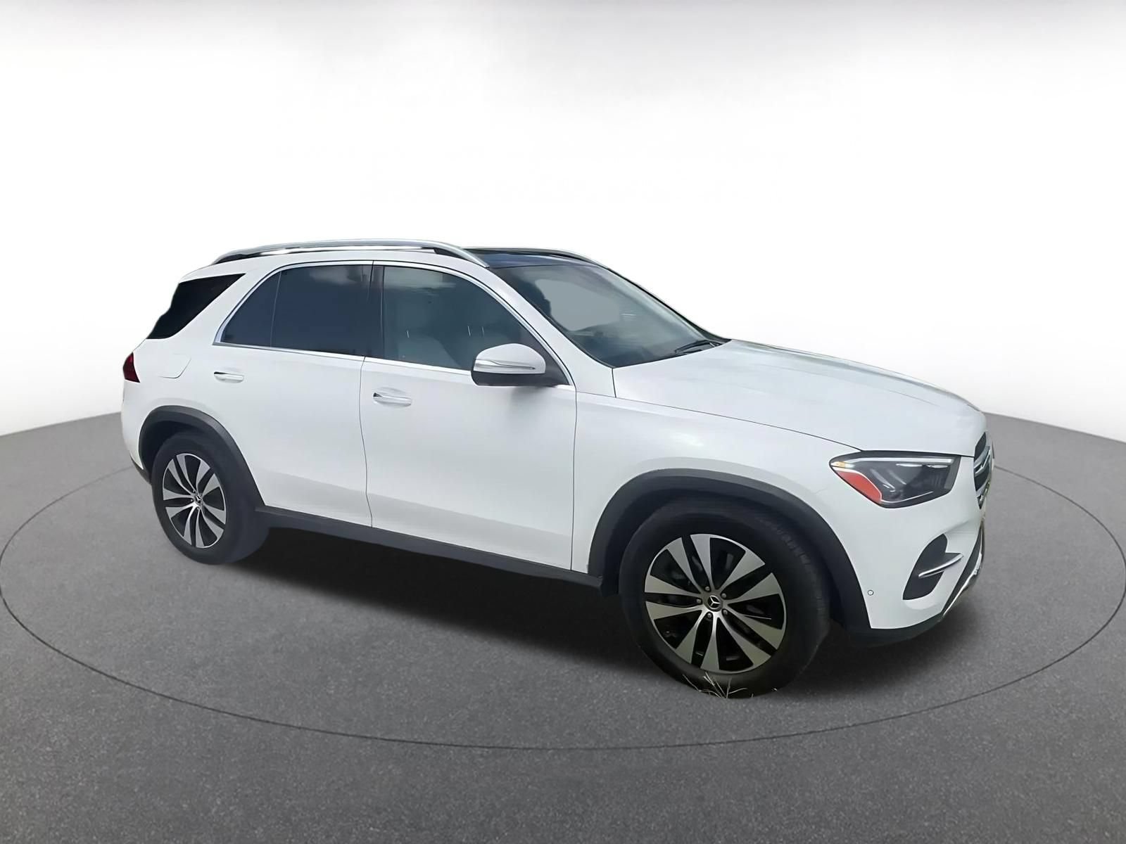 Used 2026 Mercedes-Benz GLE 350 4MATIC image 2