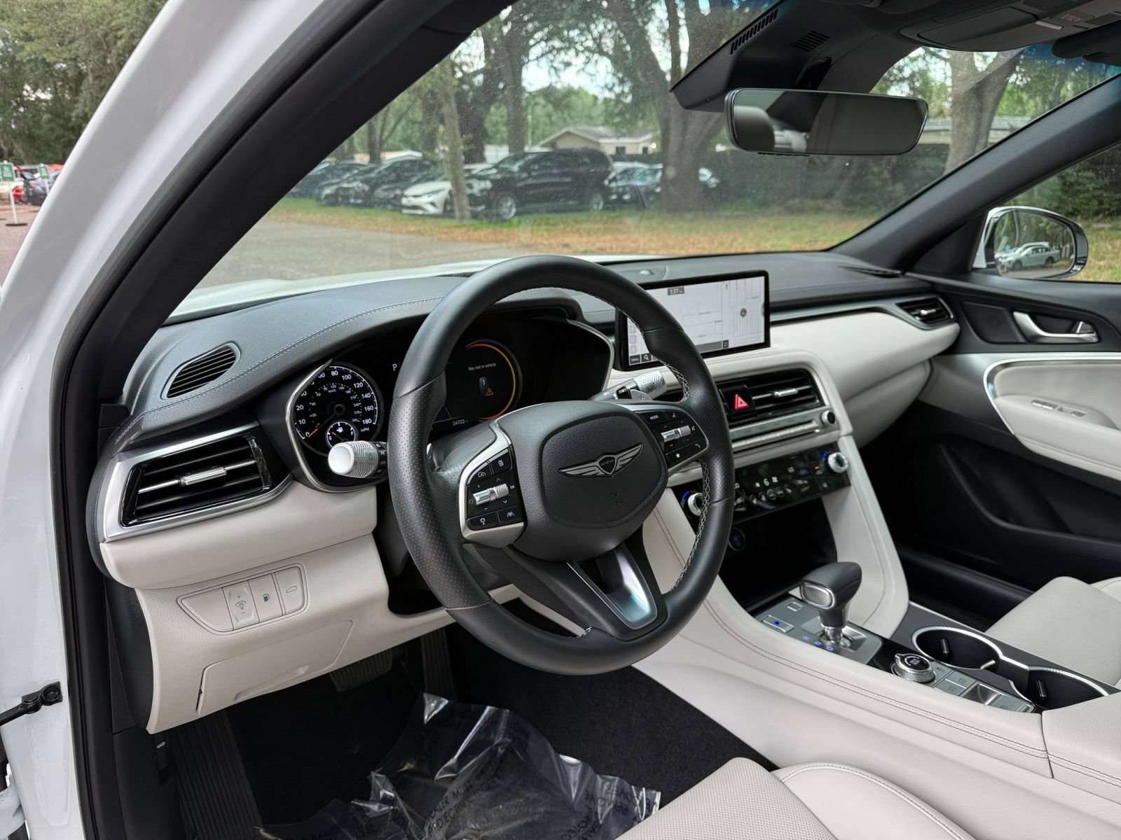 Used 2025 Genesis G70 2.5T AWD/4WD image 34